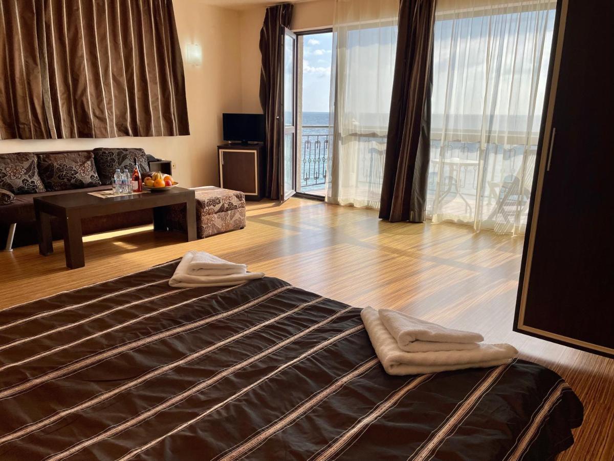 At The American's 3* Pomorie