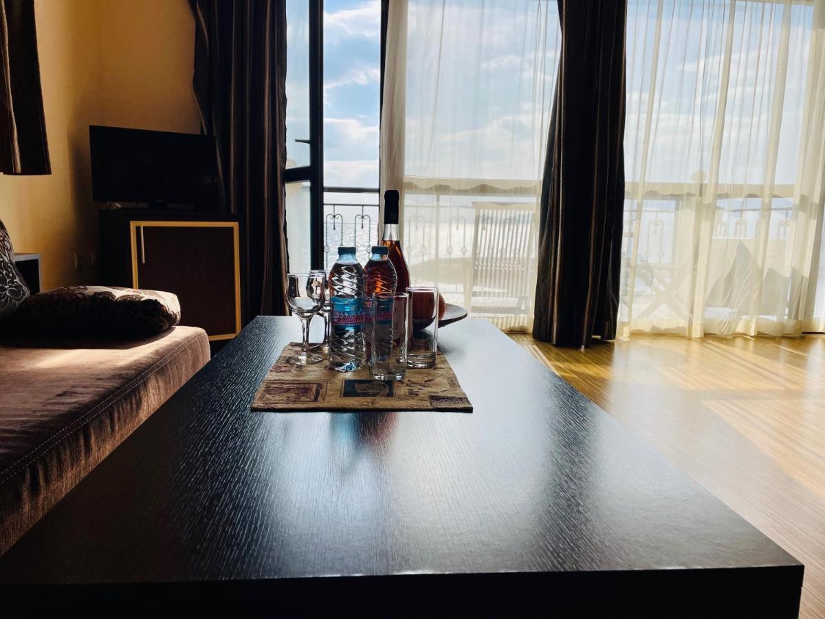 Hotel At The American's